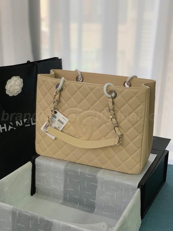 Chanel Handbags 621